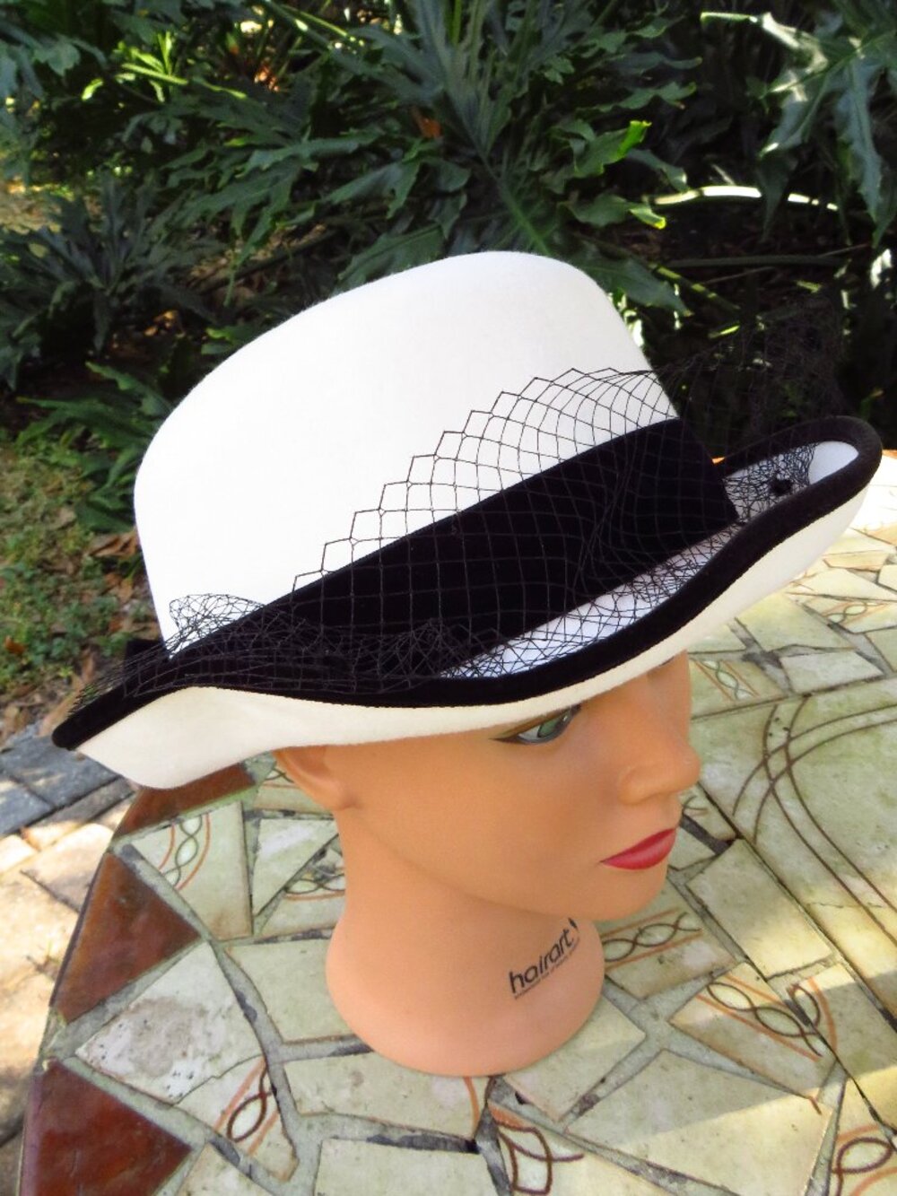 Womans Vintage 100% wool Hat Betmar Made USA